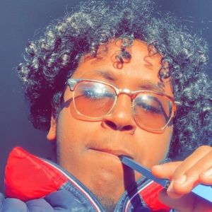 Meet your Posher, Hussein